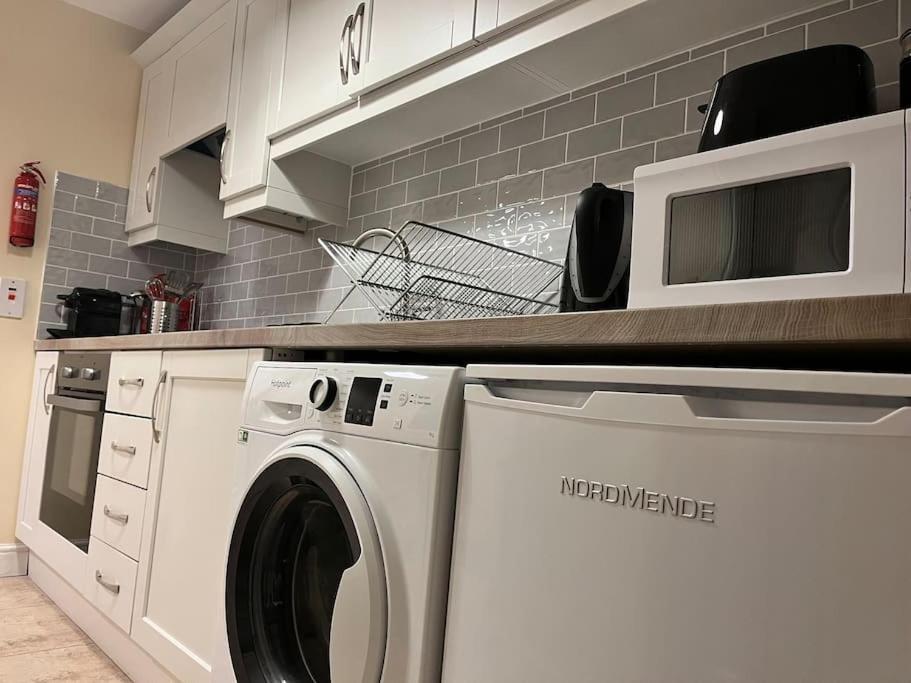 18 The Mullins Apartment Donegal Town Екстериор снимка